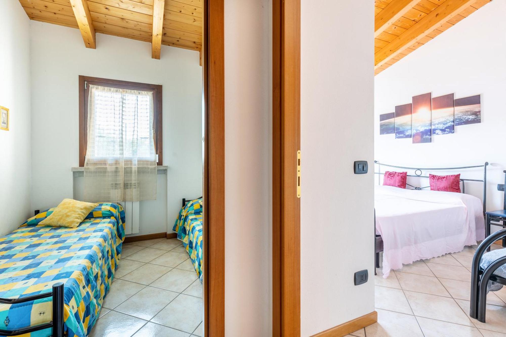Residence La Corte Near Gardaland Кастельнуово-дель-Гарда Экстерьер фото