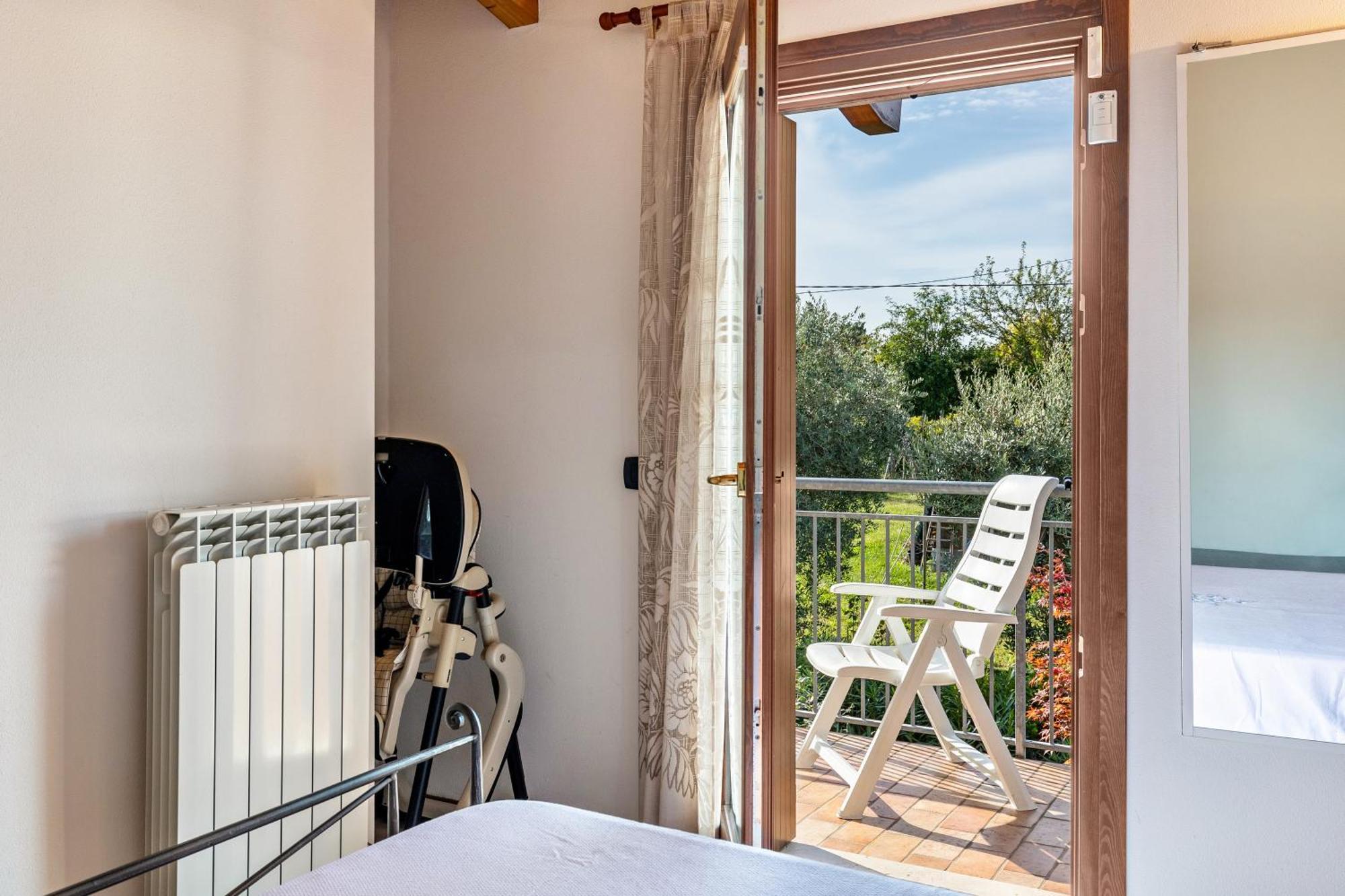 Residence La Corte Near Gardaland Кастельнуово-дель-Гарда Экстерьер фото