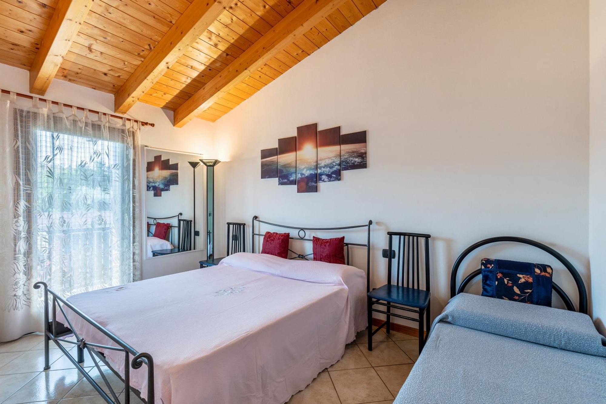 Residence La Corte Near Gardaland Кастельнуово-дель-Гарда Экстерьер фото